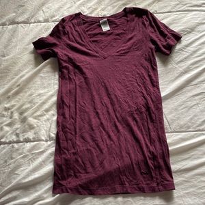 VS PINK plain v neck tee